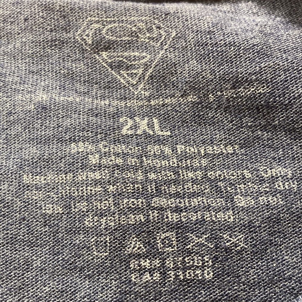 Vintage Superman shirt. Large logo on front.  In good condition.  Size XXL - Picture 2 of 2